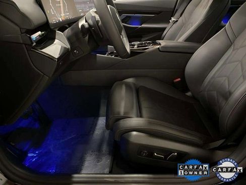 Used 2025 BMW 530i xDrive image 57