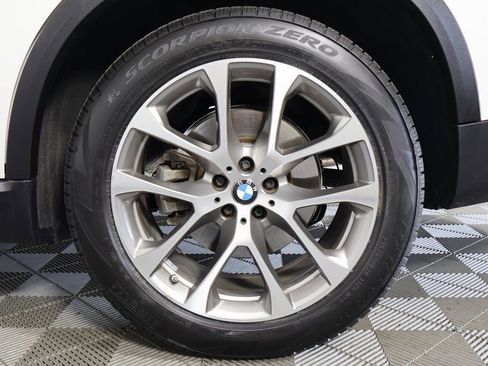 Used 2024 BMW X5 xDrive40i AWD/4WD image 16