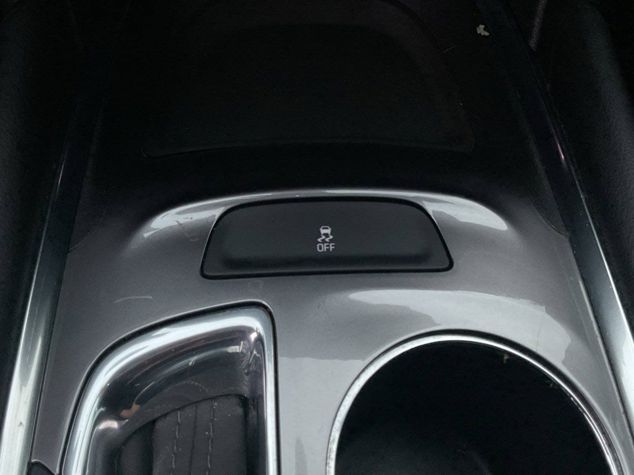 Used 2018 Chevrolet Malibu LT FWD image 27