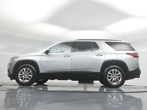 Used 2021 Chevrolet Traverse LT image 55