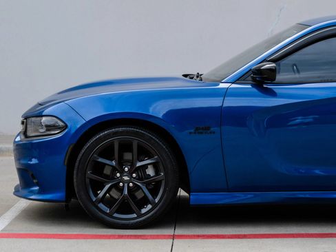 Used 2022 Dodge Charger R/T w/ Blacktop Package RWD image 13