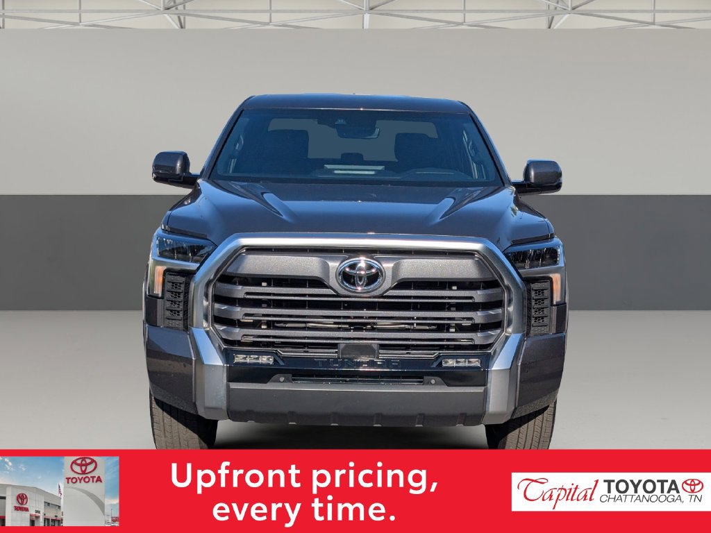 Used 2025 Toyota Tundra Limited AWD/4WD image 3