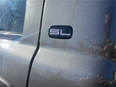 Used 2000 GMC Sierra 1500 SL RWD image 8