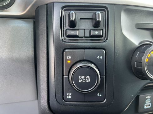 Used 2023 Ford F250 XL w/ STX Appearance Package AWD/4WD image 38