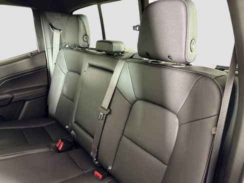 New 2025 GMC Canyon Elevation w/ Convenience Package image 24