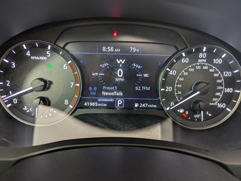 Used 2019 INFINITI QX50 Essential w/ Sensory Package FWD image 20