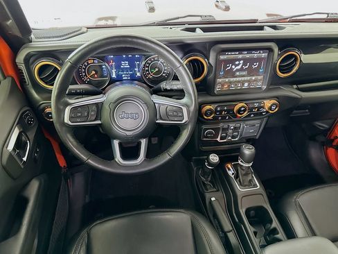 Used 2023 Jeep Wrangler Unlimited Sahara AWD/4WD image 21