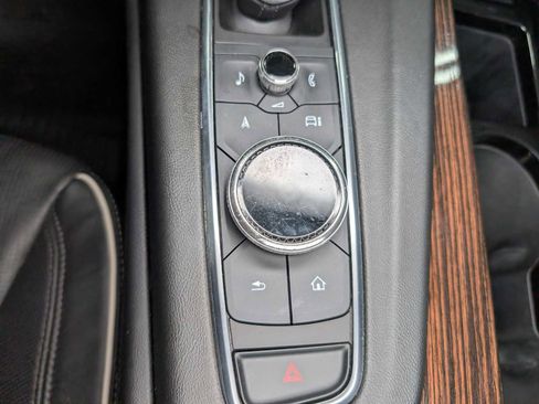 Certified 2021 Cadillac Escalade Premium Luxury image 30