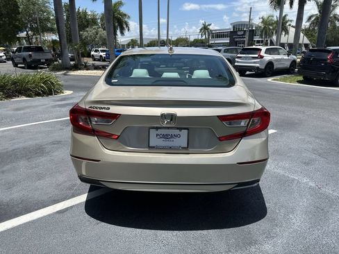 Used 2018 Honda Accord LX image 7