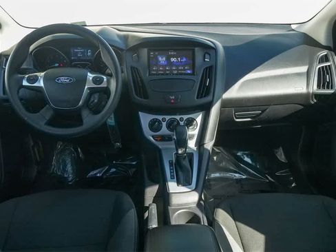 Used 2012 Ford Focus SE image 11