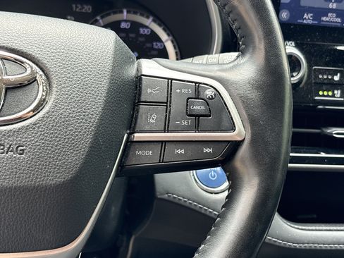 Used 2022 Toyota Highlander Limited AWD/4WD image 20