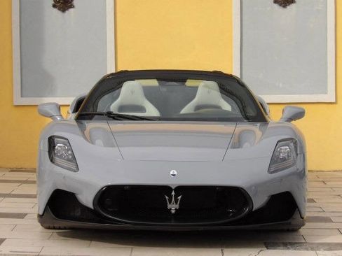 Used 2023 Maserati MC20 Spyder image 27