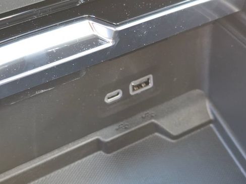 New 2026 GMC Yukon Denali w/ Advanced Technology Package AWD/4WD image 35