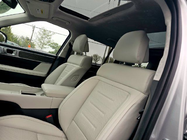 Used 2025 Hyundai Santa Fe Calligraphy FWD image 20