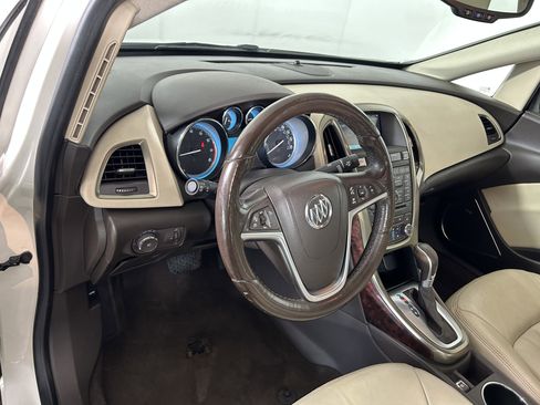 Used 2014 Buick Verano Leather image 12