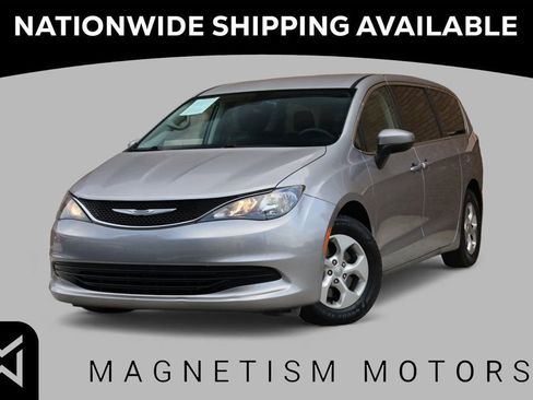 Used 2017 Chrysler Pacifica LX w/ Tire & Wheel Group image 1