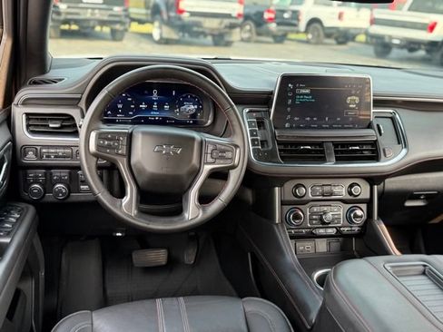 Used 2024 Chevrolet Tahoe RST w/ Luxury Package AWD/4WD image 8