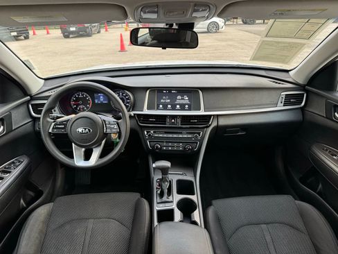 Used 2019 Kia Optima LX image 26