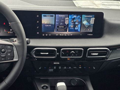 New 2026 Nissan Sentra SR FWD image 15