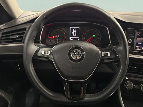 Used 2019 Volkswagen Jetta SE w/ Cold Weather Package FWD image 35