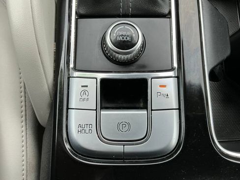 Used 2023 Kia Telluride S w/ S Sunroof Package FWD image 15