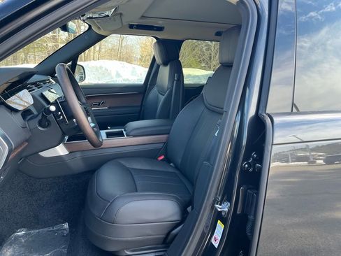 New 2026 Land Rover Range Rover SE image 11