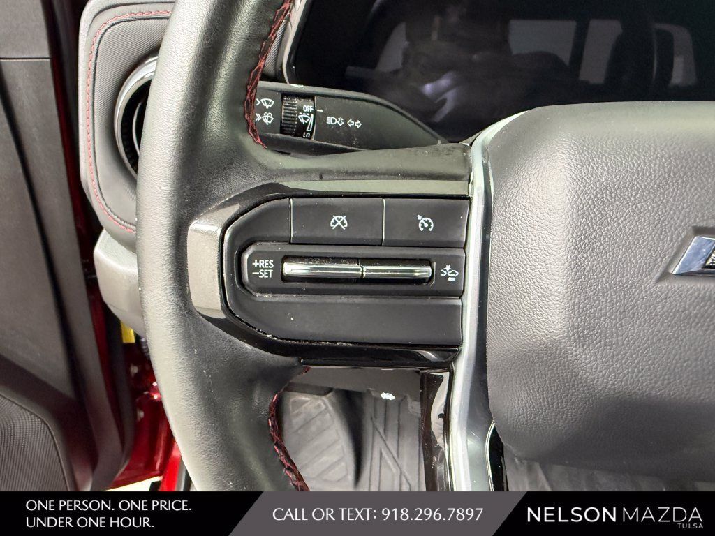 Used 2024 Chevrolet Colorado Z71 w/ Z71 Convenience Package 2 AWD/4WD image 21