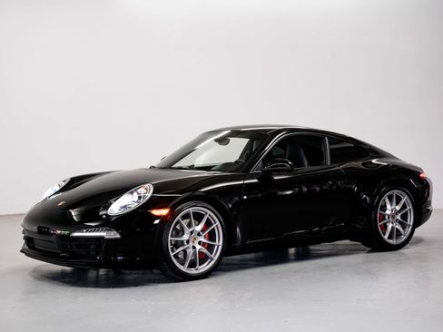 Used 2013 Porsche 911 Carrera S RWD image 6