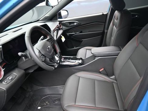 New 2026 Chevrolet Trax RS w/ Driver Confidence Package image 8