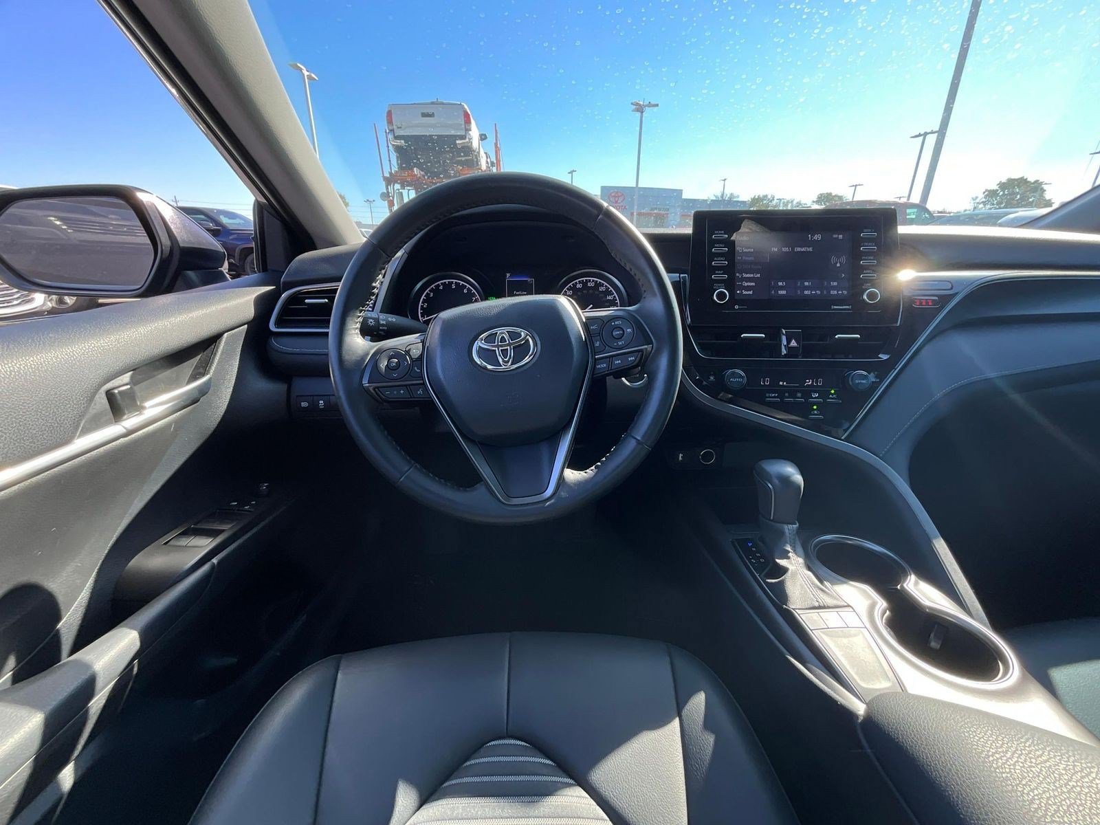 Used 2023 Toyota Camry SE w/ Convenience Package FWD image 8