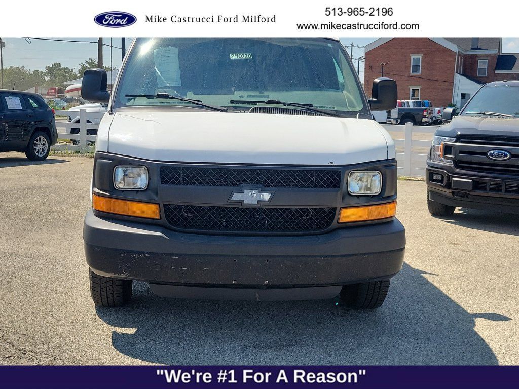 Used 2015 Chevrolet Express 3500 Extended RWD image 8