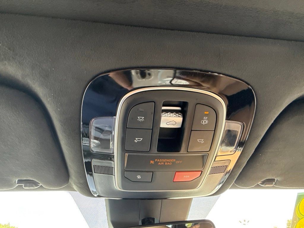 Used 2023 Hyundai Santa Fe Calligraphy AWD/4WD image 32