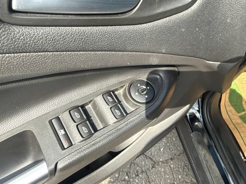 Used 2018 Ford Escape SEL w/ Canadian Touring Package AWD/4WD image 17