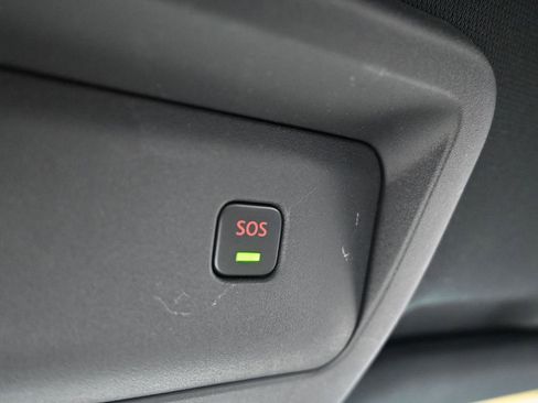 Used 2022 Nissan Frontier Pro-X image 24