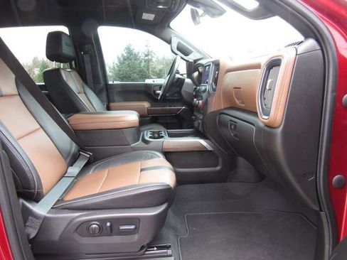 Used 2023 Chevrolet Silverado 3500 High Country image 24