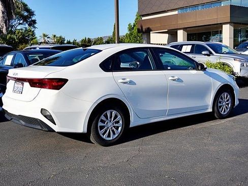 Used 2023 Kia Forte LX FWD image 8