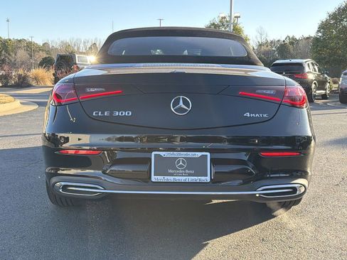 Certified 2025 Mercedes-Benz CLE 300 4MATIC Cabriolet image 4