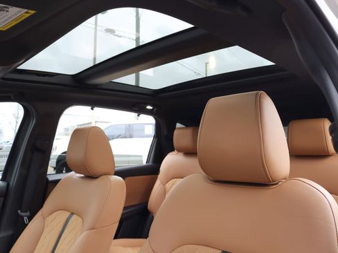 Certified 2025 MAZDA CX-90 3.3 Turbo S w/ Premium Plus image 7