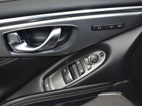 Used 2022 INFINITI Q60 3.0t Luxe w/ Essential Package image 7