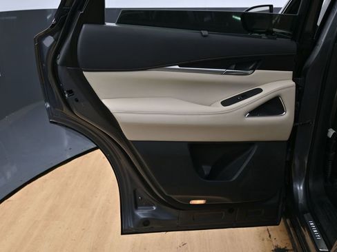 Used 2022 INFINITI QX60 Sensory image 41