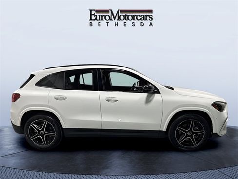 Used 2025 Mercedes-Benz GLA 250 4MATIC image 6