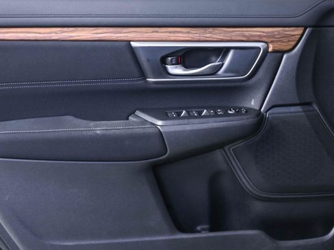 Used 2019 Honda CR-V EX image 6