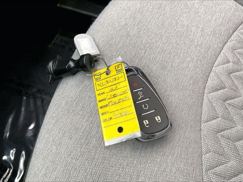 Used 2022 Chevrolet Equinox LT FWD image 15