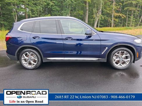 Used 2023 BMW X3 xDrive30i w/ Premium Package AWD/4WD image 2