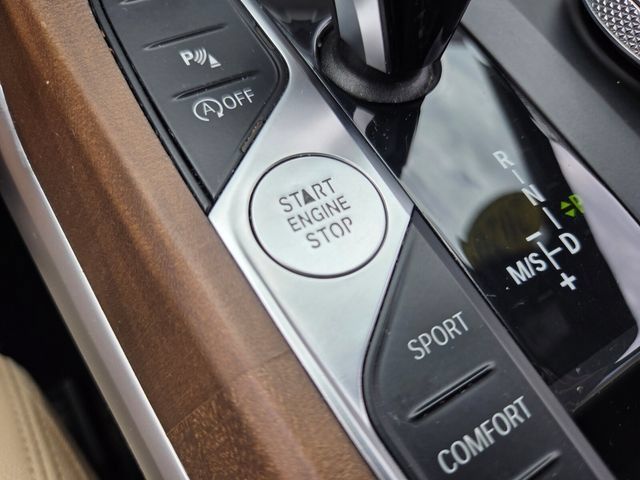 Used 2020 BMW 330i Sedan RWD image 25