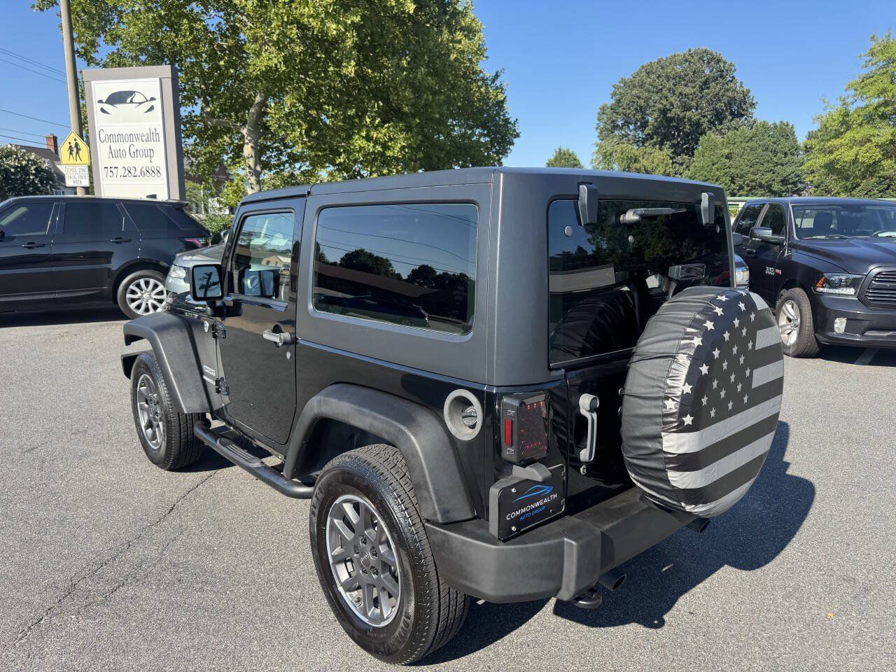Used 2013 Jeep Wrangler Sport AWD/4WD image 5