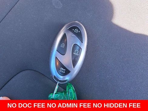 Used 2025 Hyundai Elantra SEL FWD image 31