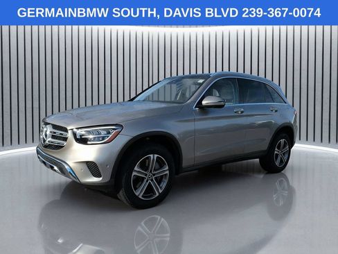 Used 2022 Mercedes-Benz GLC 300 4MATIC image 1
