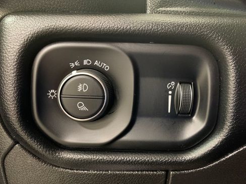 Used 2022 RAM 1500 Sport w/ Level 2 Equipment Group AWD/4WD image 25