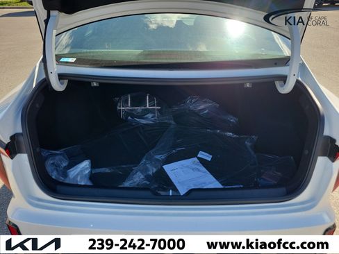 New 2026 Kia K4 EX FWD image 10